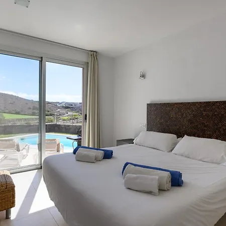 In Salobre With Private Pool & Stunning View Villa