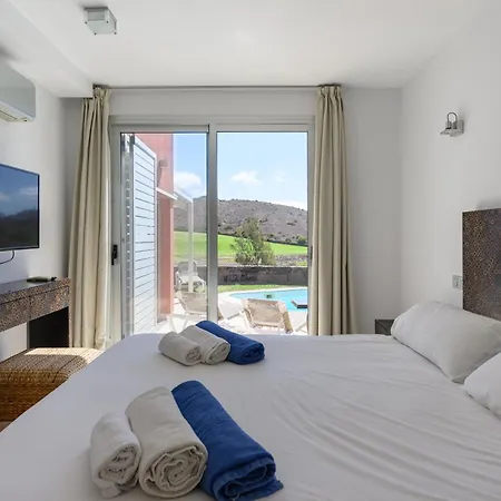 In Salobre With Private Pool & Stunning View * Maspalomas (Gran Canaria)