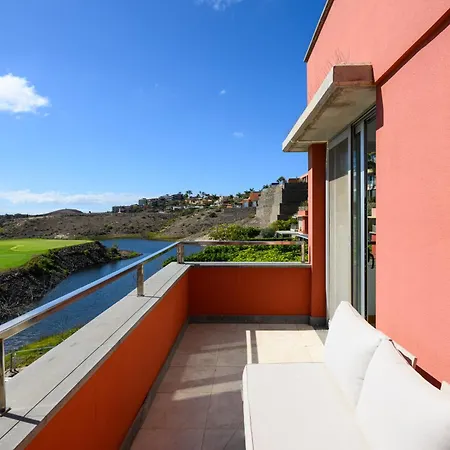 Villa In Salobre With Private Pool & Stunning View